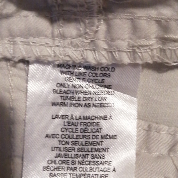 NWOT,Caribbean  Joe ,ladies capris, size 4 petite - Picture 9 of 9